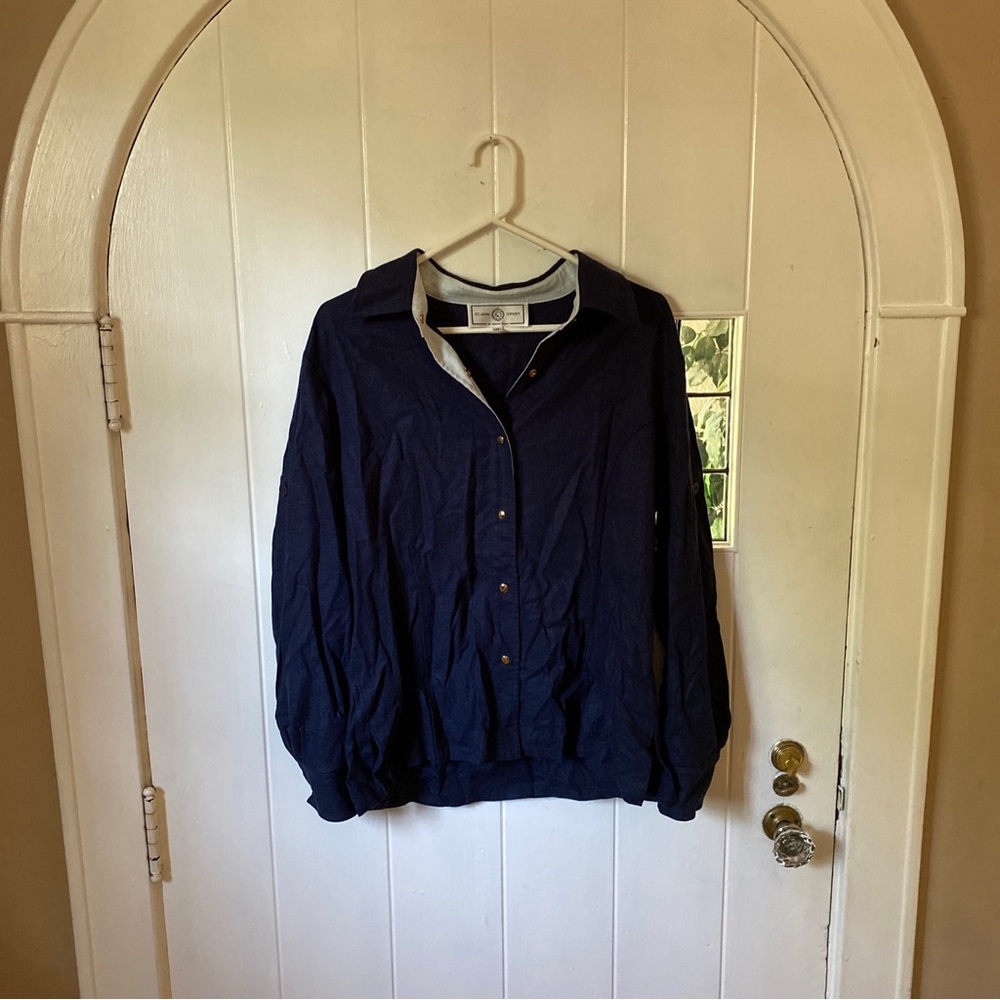 (1) Trendy Navy Blue St. John Sport By Marie Gray Button-Up Shirt Women’s Size M
